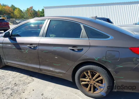 2015 Hyundai Sonata Se из США, поврежденный, VIN 5NPE24AF6FH258058